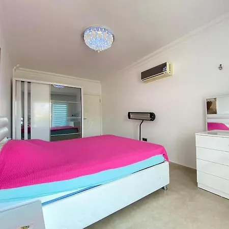 Denize Sifir Orman Manzarali 1+1 * אלאניה