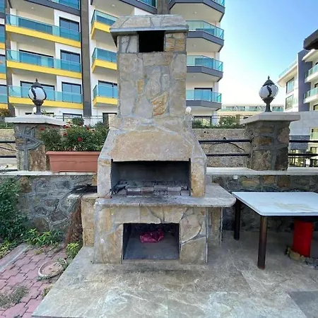Denize Sifir Orman Manzarali 1+1 דירה